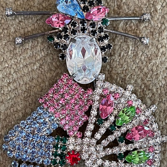 Butler & Wilson Attributed Geisha Japan Brooch 4” 2” Large - Picture 2 of 7